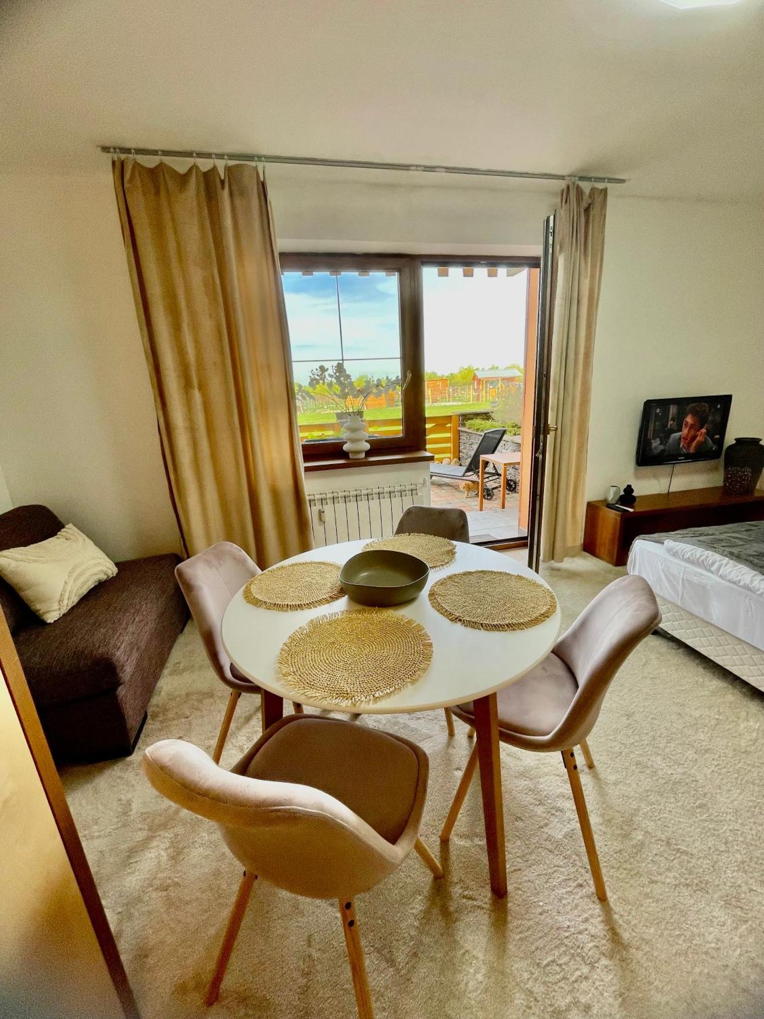 Apartment Jenny- Stunning View Of High Tatras Vel'ka Lomnica Buitenkant foto