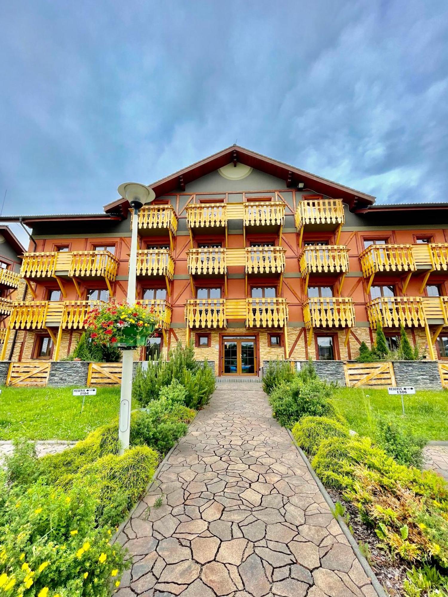 Apartment Jenny- Stunning View Of High Tatras Vel'ka Lomnica Buitenkant foto